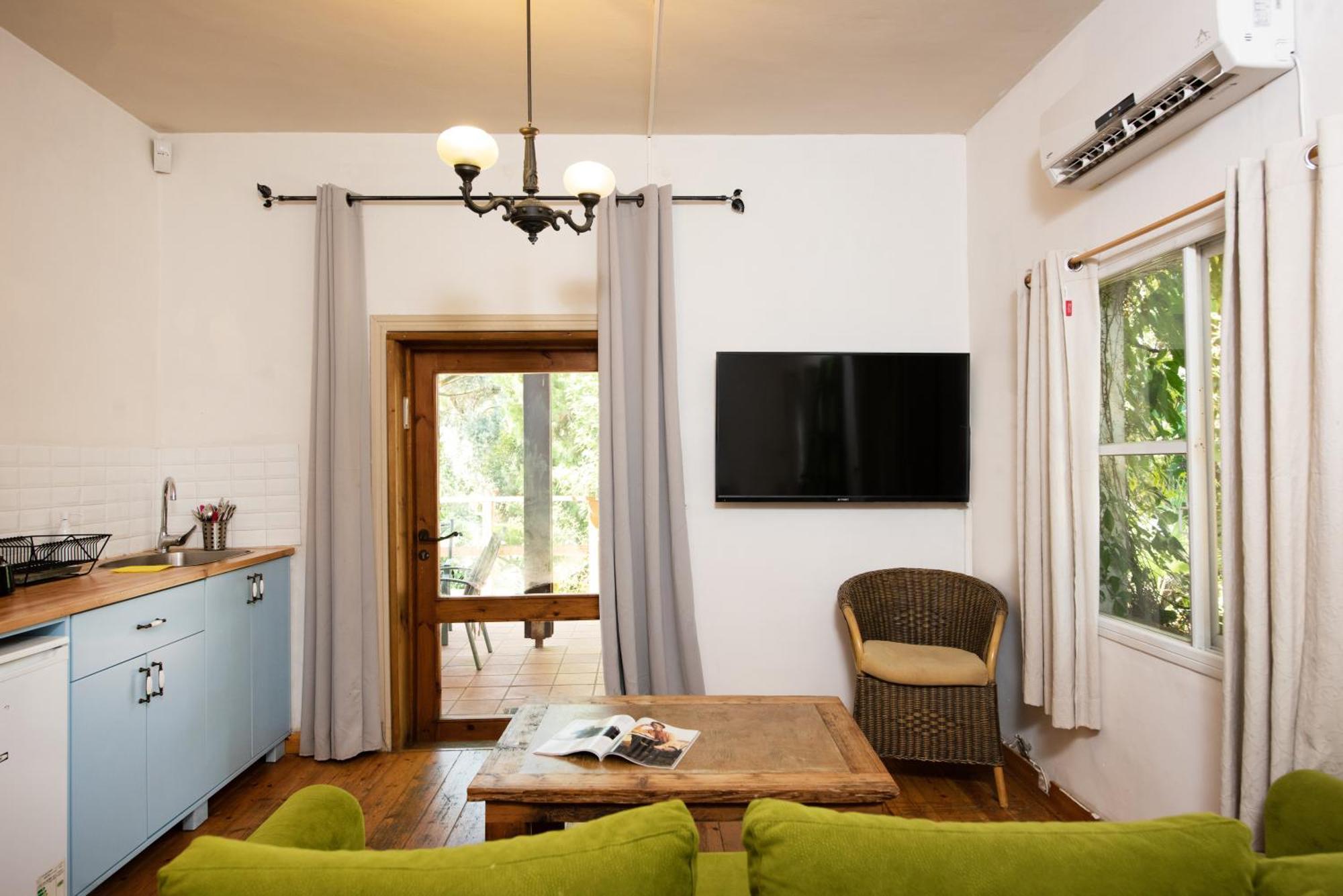 Vitrage Holiday Village And Spa Bet Hillel Room photo