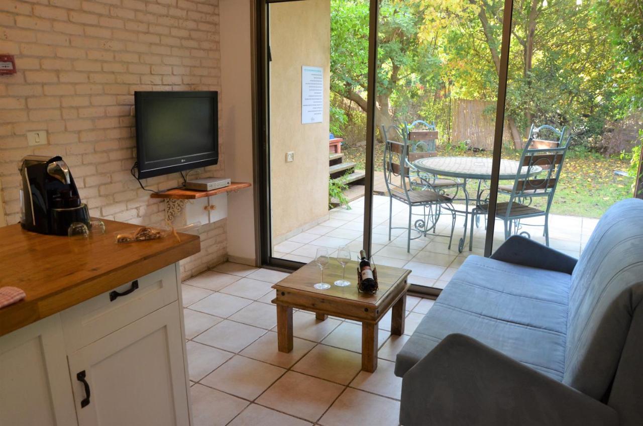 Vitrage Holiday Village And Spa Bet Hillel Exterior photo